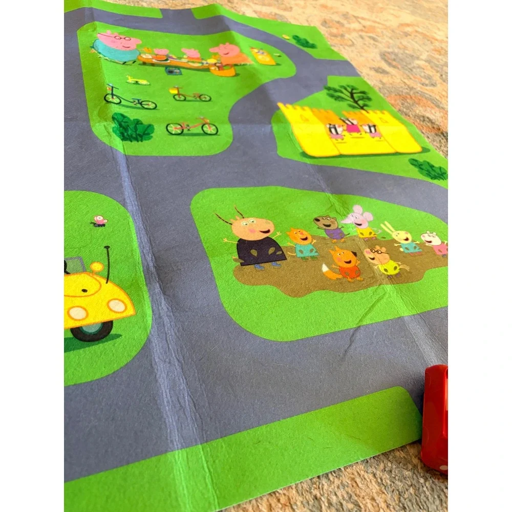 Peppa Pig Felt Play Mat with Car and Figures Kids Toy Set